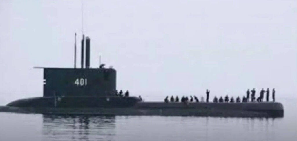 kapal selam KRI Cakra-401